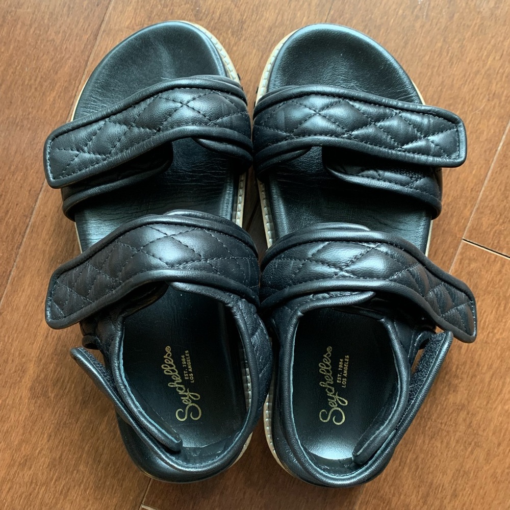Seychelles sandals black